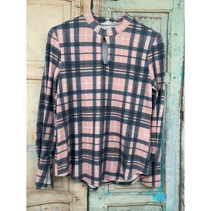 Americanable Womans LG Pink Blue Plaid Long Sleeve Shirt with Keyhole